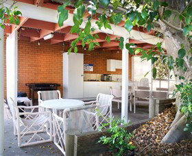 Ambassador Motor Inn - Tourism TAS 2