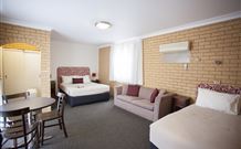 Centralpoint Motel And Apartments - Tourism TAS 0