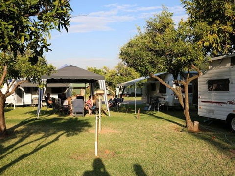 Kismet Riverside Lodge - Hobart Tourism 1
