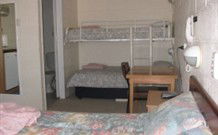 Golden Peak Budget Motel - Tourism TAS 0
