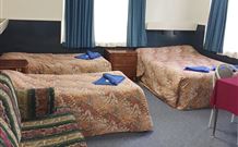 High Mountains Motor Inn - Tourism TAS 3
