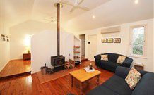 A Church And Homestead In Mudgee - Tourism TAS 3