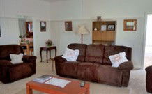 Brushgrove - Hobart Tourism 1