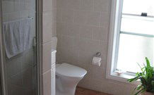 Bayviews B And B Port Stephens - - Hobart Tourism 3