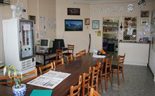 The Entrance Backpackers - Tourism TAS 1