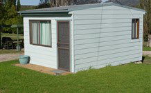 Berrara Beach Holiday Chalets - Hobart Tourism 4