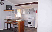 Burrill's Cedar Cottage - Tourism TAS 4