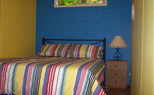 Halls Country Cottages - Tourism TAS 0