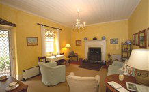 Minke The Whalers Cottage - Hobart Tourism 3