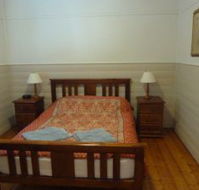 About Town Cottages - Yellow Gum Cottage - Tourism TAS