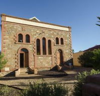 Broken Hill Outback Church Stay - Tourism TAS