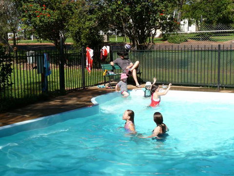Yarraman Caravan Park & Cabins - Tourism TAS 6