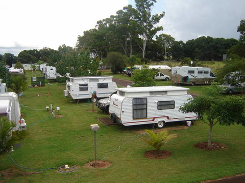 Yarraman Caravan Park & Cabins - Tourism TAS 7