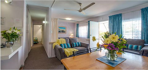 Hi-Way Units Motel - Tourism TAS 27