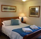 The Cedars Cottages - Hobart Tourism