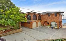 Woodcutters House - Hobart Tourism 0