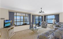 Woodcutters House - Hobart Tourism 5