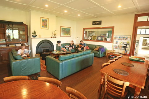 Sydney - Pittwater YHA - Tourism TAS 6