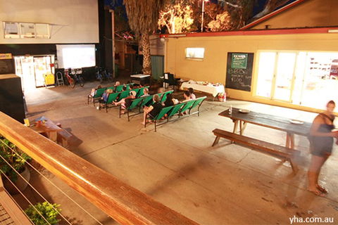 Alice Springs YHA - Hobart Tourism 0