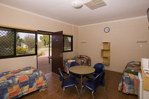 Kings Canyon Holiday Park - Tourism TAS 6