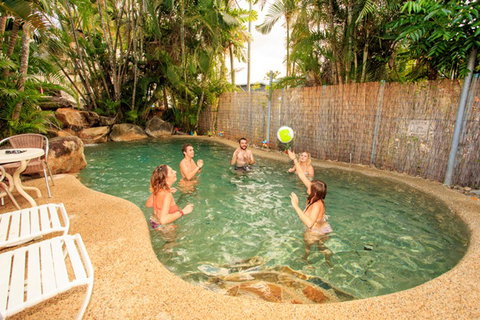 Mission Beach Retreat YHA - Tourism TAS 5