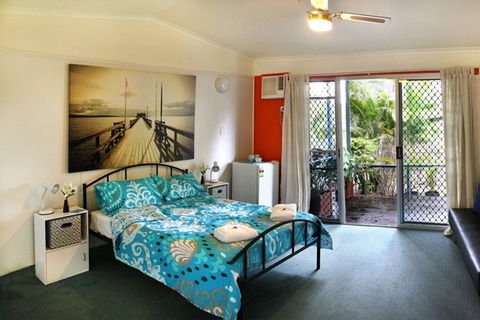 Hervey Bay YHA - Hobart Tourism 0