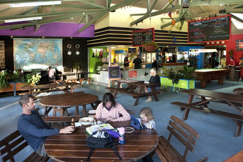 Hervey Bay YHA - Hobart Tourism 3