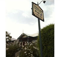 Pitstop Lodge Guesthouse and Bed and Breakfast