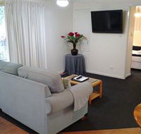 Rainbow Getaway Holiday Apartments - Tourism TAS