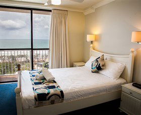 Elouera Tower Beachfront Resort - Hobart Tourism 2