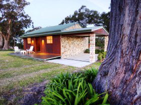 Alpine Lodges Pty Ltd - Tourism TAS 2