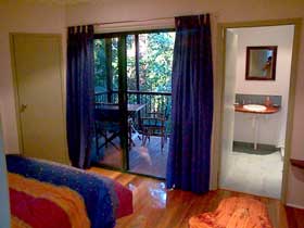 Sanctuary Retreat - Hobart Tourism 1