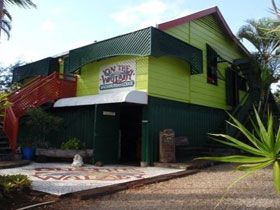 On The Wallaby Lodge - Tourism TAS 0