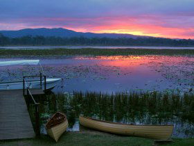 Jabiru Safari Lodge At Mareeba Wetlands - Hobart Tourism 2
