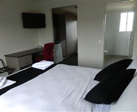 Dooleys Tavern And Motel Capella - Tourism TAS 1