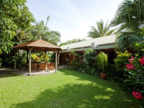 Cooktown Motel Pam's Place - Hobart Tourism 1