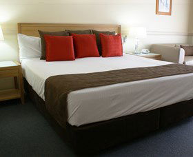 Best Western Ambassador Motor Lodge Hervey Bay - Hobart Tourism 1