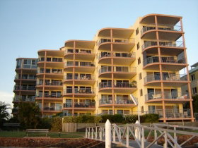 On The River Holiday Apartments - Tourism TAS 1