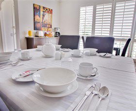 Cayambe View Bed And Breakfast - Hobart Tourism 2