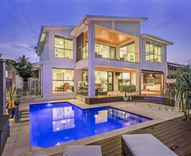 Pasadena Point At Vogue Holiday Homes - Tourism TAS 0