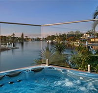 Sanctuary on Water Elite Holiday Home