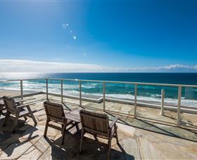 Beachfront Viscount - Hobart Tourism 0
