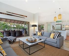La Casa Sirena At Vogue Holiday Homes - Tourism TAS 1
