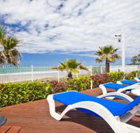 19th Avenue On The Beach