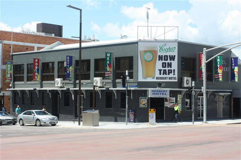 Herbert Hotel - Tourism TAS 16