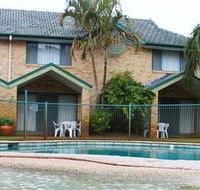 Aqua Villa Holiday Apartments