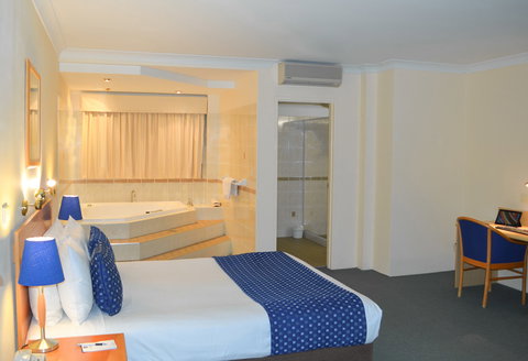 BEST WESTERN Lakesway Motor Inn - Tourism TAS 6