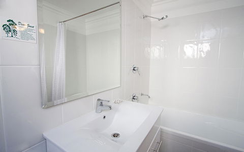 Best Western Plus Charles Sturt Suites And Apartments - Hobart Tourism 17