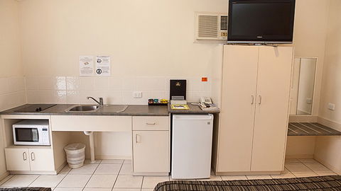 BEST WESTERN Caboolture Central Motor Inn - Tourism TAS 0