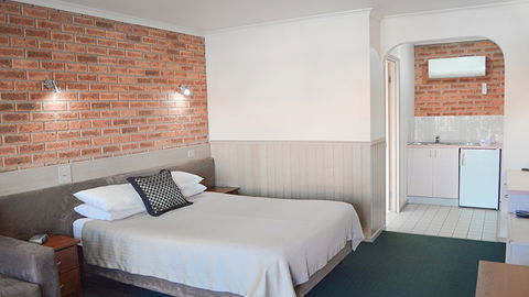 BEST WESTERN Colonial Motor Inn - Hobart Tourism 0